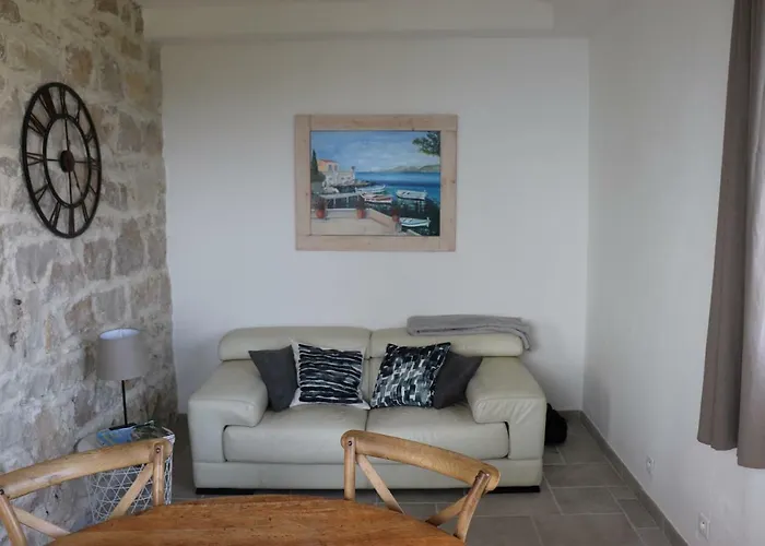 205 Route De La Turbie شقة *